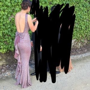 Sparkly cute prom dress